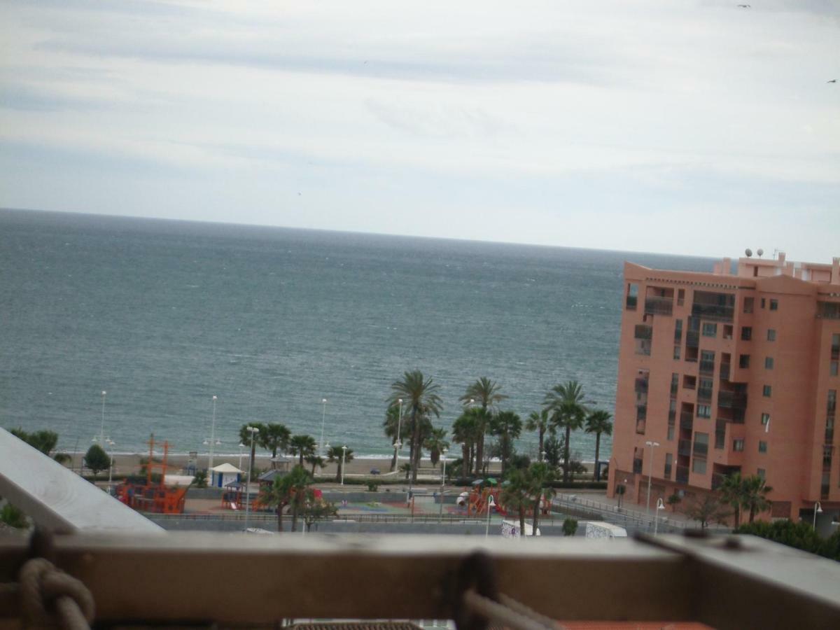 Апартаменты Paseo Maritimo De Poniente Малага Экстерьер фото