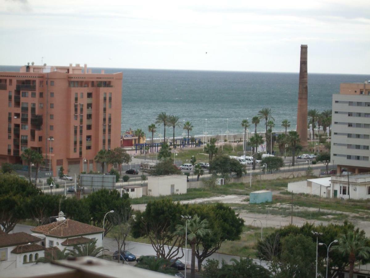 Апартаменты Paseo Maritimo De Poniente Малага Экстерьер фото